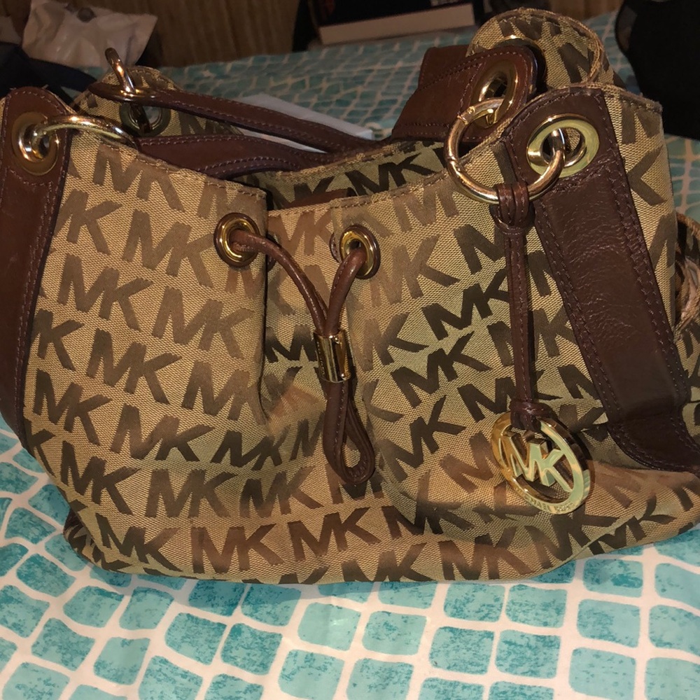 MK purse